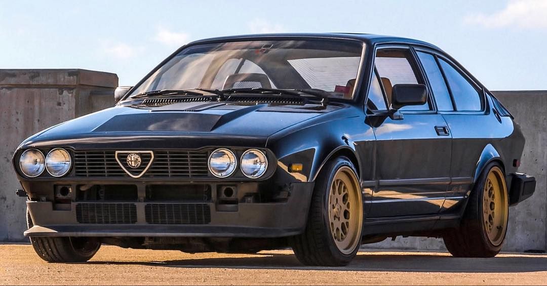Alfa Romeo GTV6